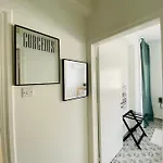 Simple One Bedroom Flat In شقة Engomi