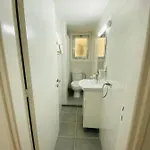 Simple One Bedroom Flat In شقة Engomi